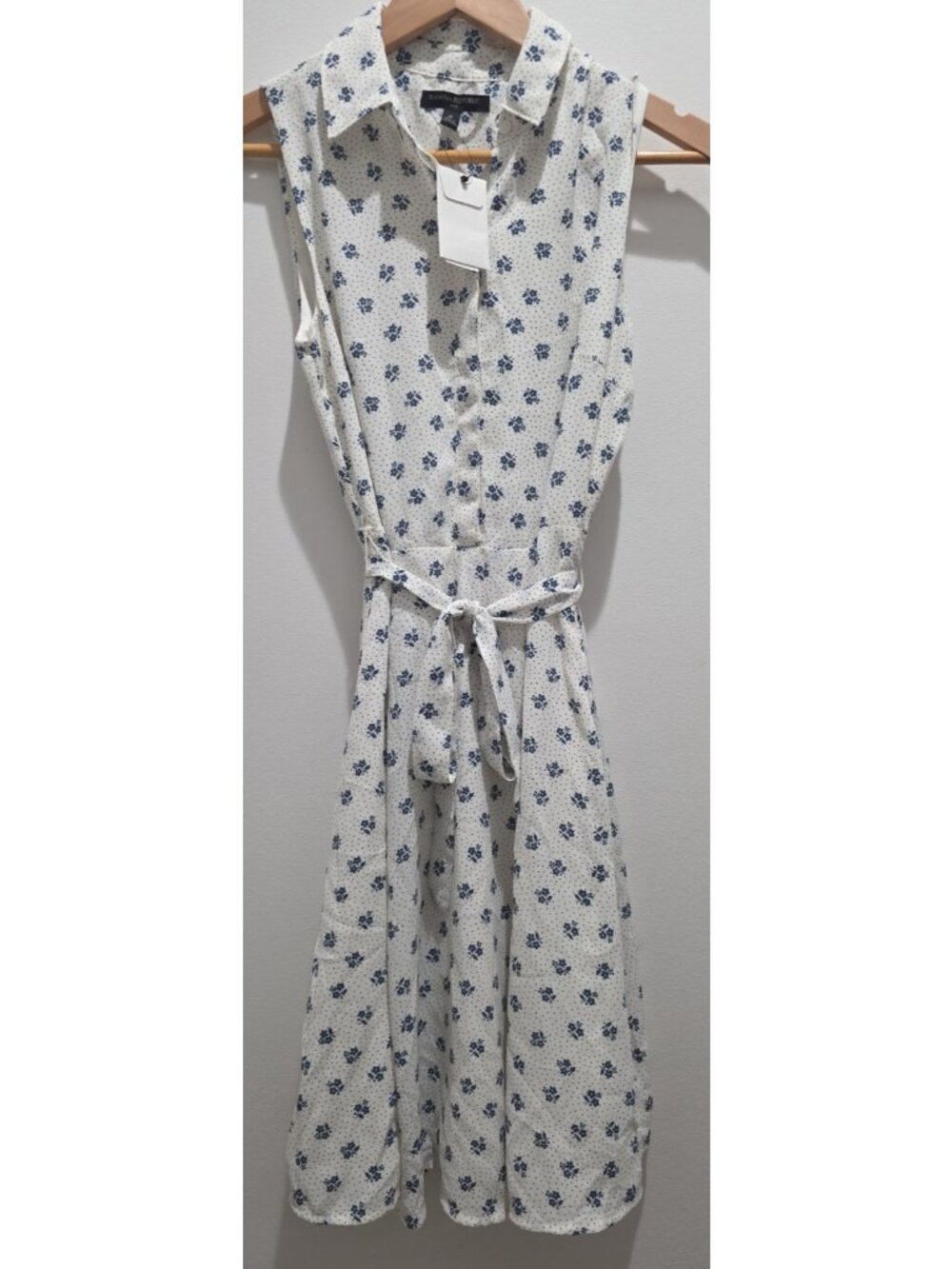BRAND NEW BANANA REPUBLIC FLORAL BLUE AND WHITE DRESS SZ 0